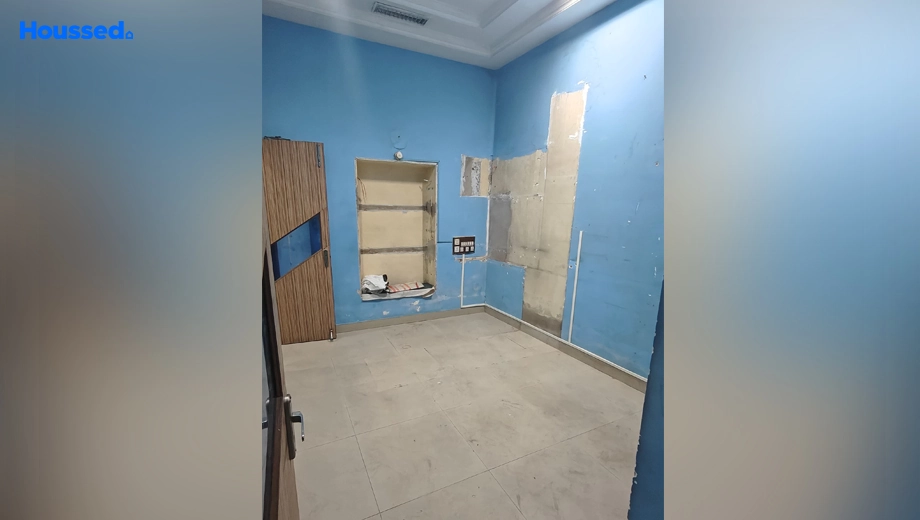 Project Image of Commercial Space for Resale in Kalighat - Image 155652