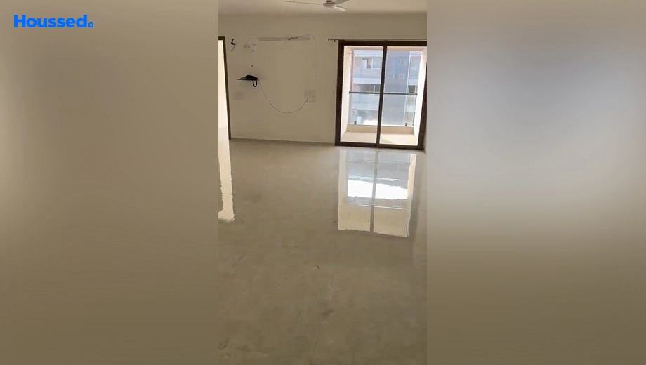 Amenities of 3 BHK Flat for Resale in Aagam Paramount, Vesu - Image 155793