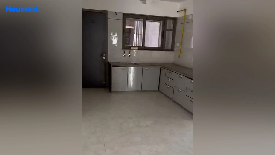 Amenities of 3 BHK Flat for Resale in Aagam Paramount, Vesu - Image 155787