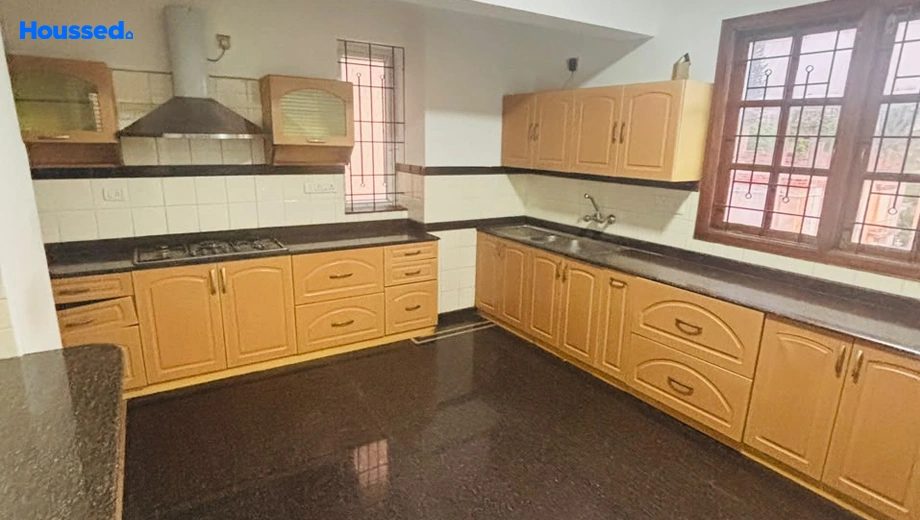 Project Image of 4 BHK Semi-Furnished Flat for Rent in Richards Town - Image 156432