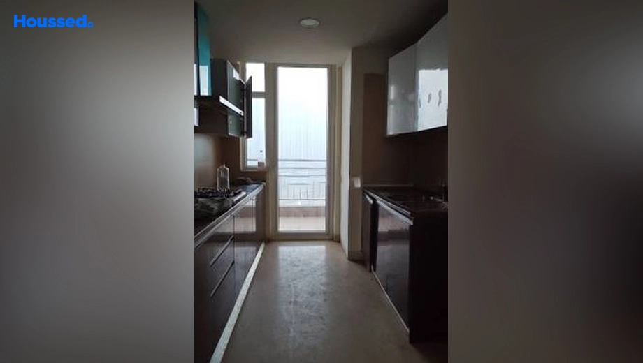 Project Image of 3 BHK Un-Furnished Flat for Rent in Puri Diplomatic Greens, Sector 111 - Image 156278