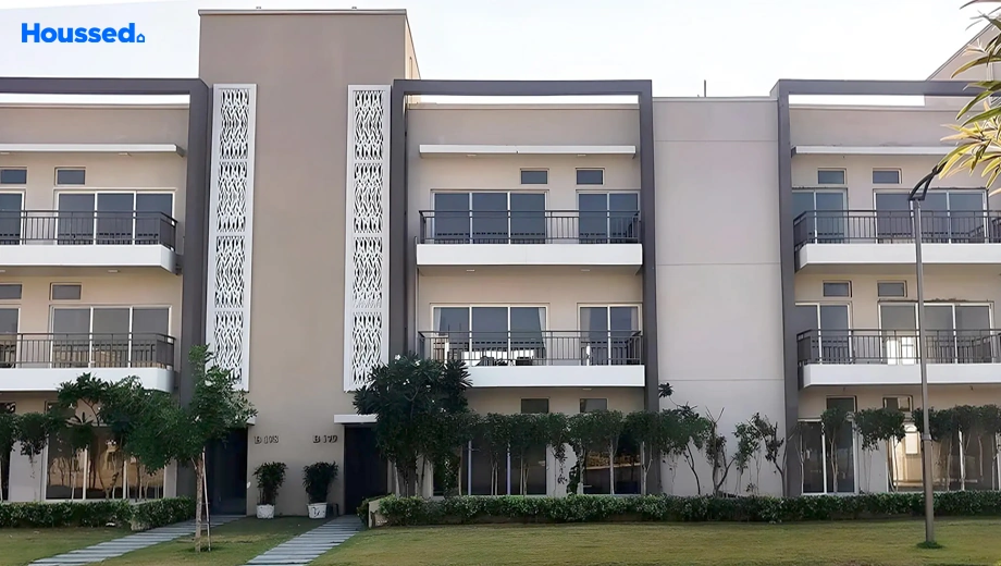 Project Image of 4 BHK Builder Floor for Resale in Puri Luxuria Floors, Sector 89 - Image 156291