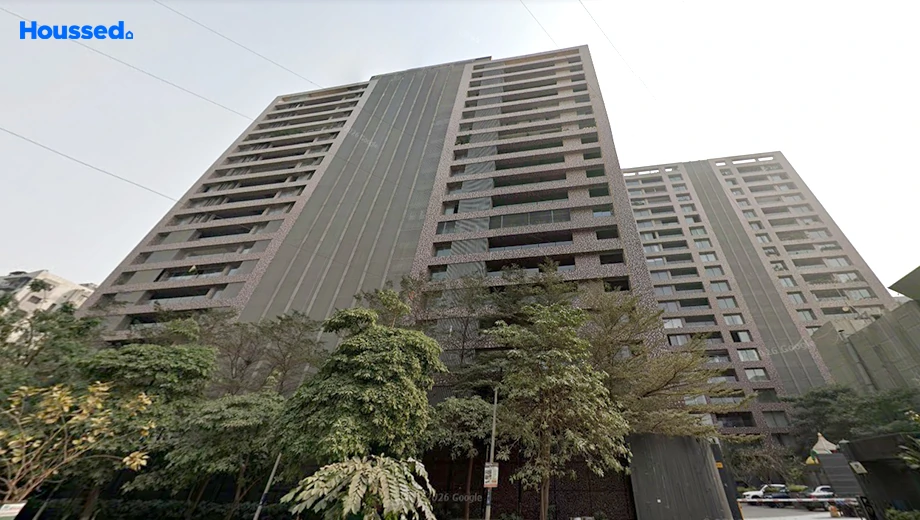 Project Image of 5 BHK Flat for Resale in Aakash Expressions, Vesu - Image 156969