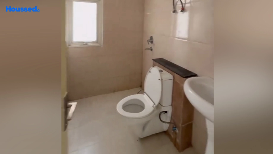 Project Image of 3 BHK Flat for Resale in Wave Executive Floors NH 24, Ghaziabad - Image 157438