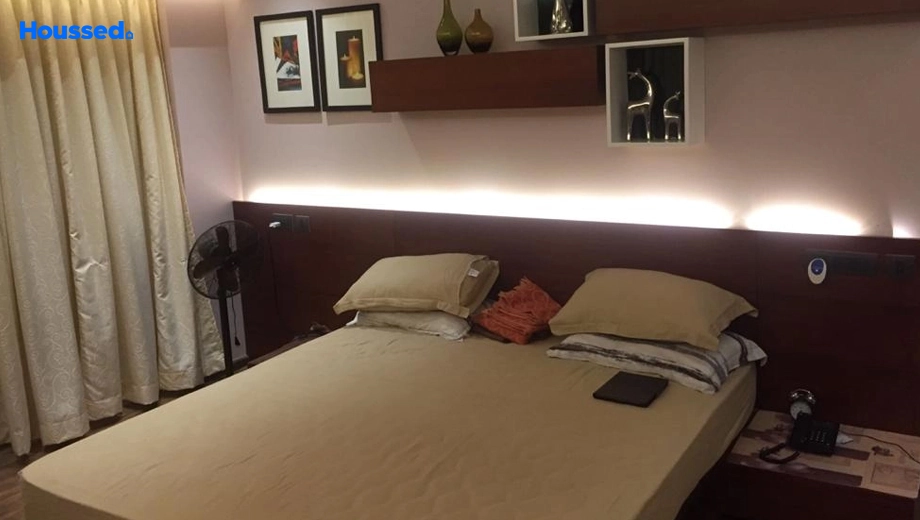 Project Image of 3 BHK Semi-Furnished Flat for Rent in Marine Drive - Image 158075