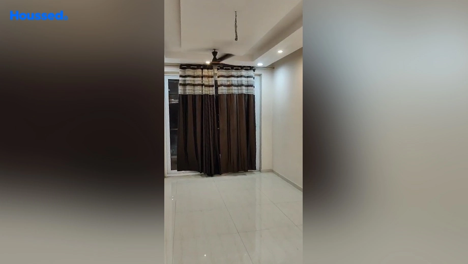 Project Image of 3 BHK Flat for Resale in Omaxe Royal Residency, Sector 79 - Image 157709