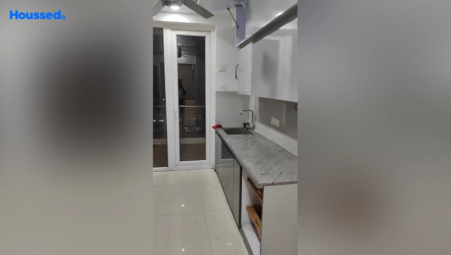 Project Image of 3 BHK Flat for Resale in Omaxe Royal Residency, Sector 79 - Image 157717