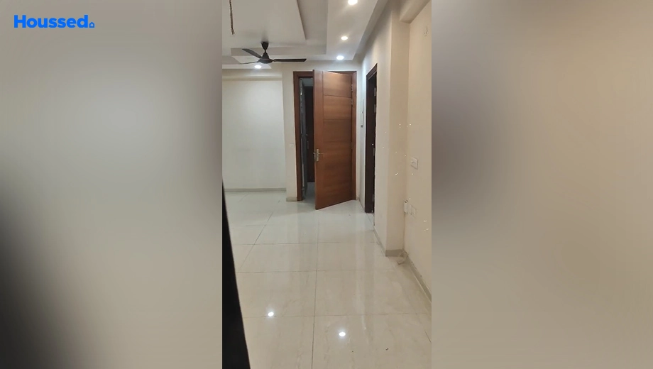 Project Image of 3 BHK Flat for Resale in Omaxe Royal Residency, Sector 79 - Image 157719