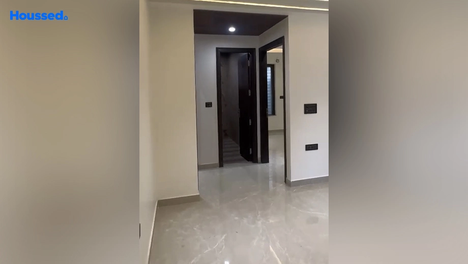 Project Image of 3 BHK Semi-Furnished Flat for Rent in BPTP Eden Estate, Sector 81 - Image 157785