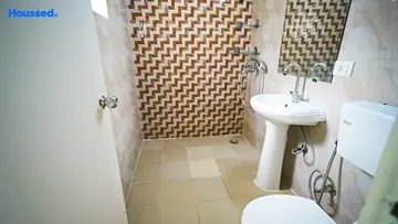 Project Image of 2 BHK Flat for Resale in Gaur City 2 14th Avenue Noida Extention, Greater Noida - Image 157836
