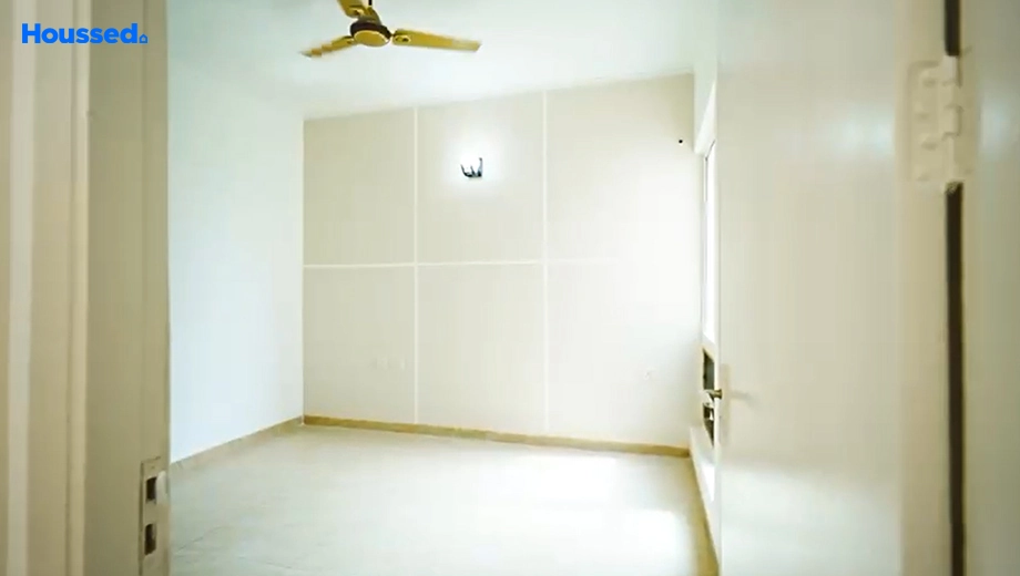 Project Image of 2 BHK Flat for Resale in Gaur City 2 14th Avenue, Noida Extention - Image 157835