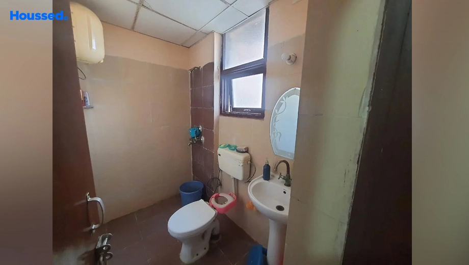 Project Image of 3 BHK Semi-Furnished Flat for Rent in Green Park Society, Sector 75 - Image 158353