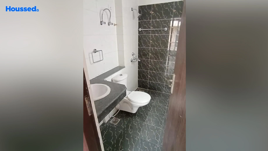 Project Image of 3 BHK Semi-Furnished Flat for Rent in BPTP Discovery Park, Sector 80 - Image 158447