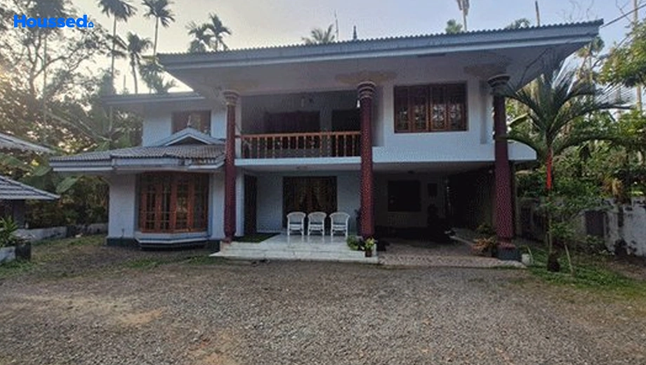 Project Image of 5 BHK House/Villa for Resale in Nedumbassery - Image 158644