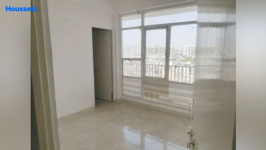 Project Image of 2 BHK Flat for Resale in Vashisth Heights, Sector 87 - Image 158664