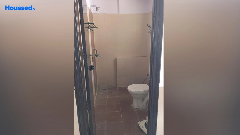 Project Image of 2 BHK Semi-Furnished Flat for Rent in SRS Royal Hills, Sector 87 - Image 158873