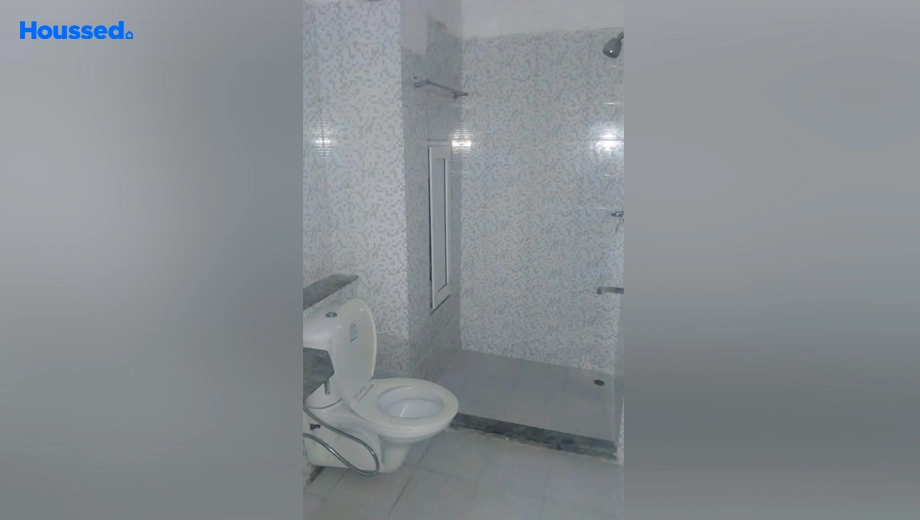 Project Image of 3 BHK Semi-Furnished Flat for Rent in BPTP The Resort, Sector 75 - Image 159221