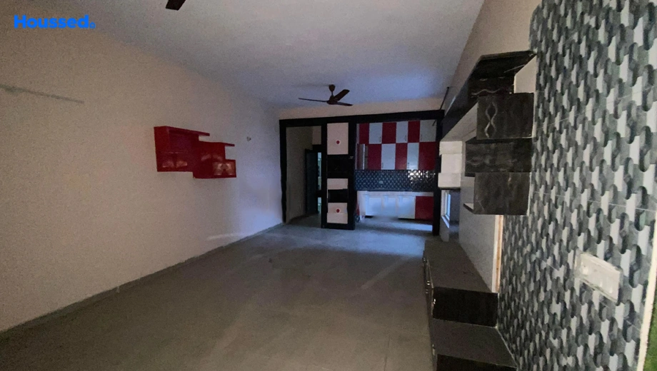 Project Image of 3 BHK Semi-Furnished Flat for Rent in Omaxe New Heights, Sector 78 - Image 159266