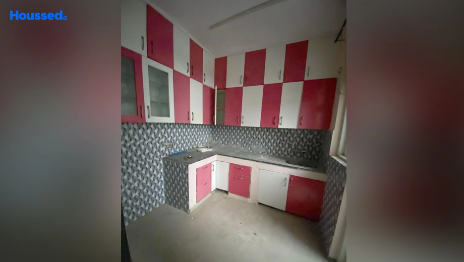 Project Image of 3 BHK Semi-Furnished Flat for Rent in Omaxe New Heights, Sector 78 - Image 159277