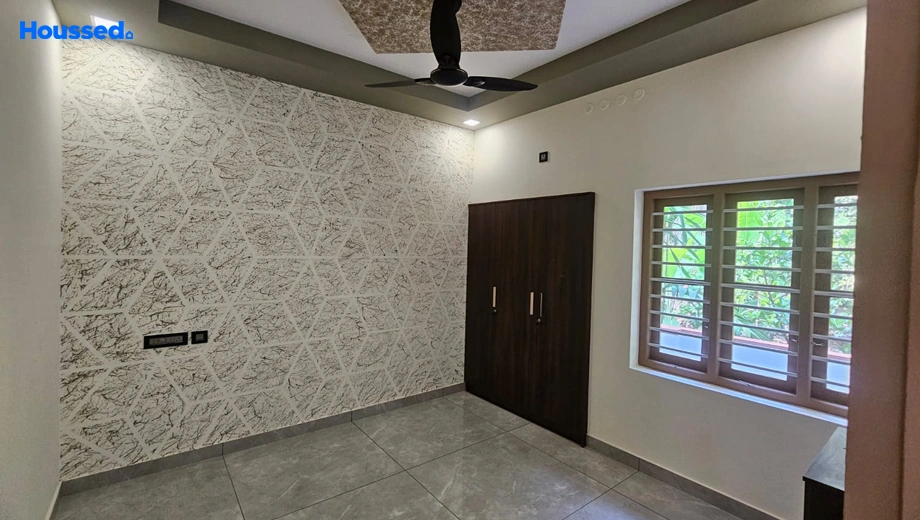 Project Image of 4 BHK House/Villa for Resale in Eloor - Image 159325