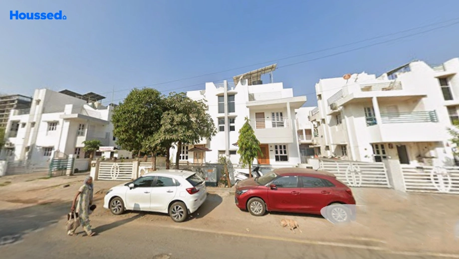 Project Image of 5 BHK House/Villa for Resale in Sampann Bungalow, Thaltej - Image 159460