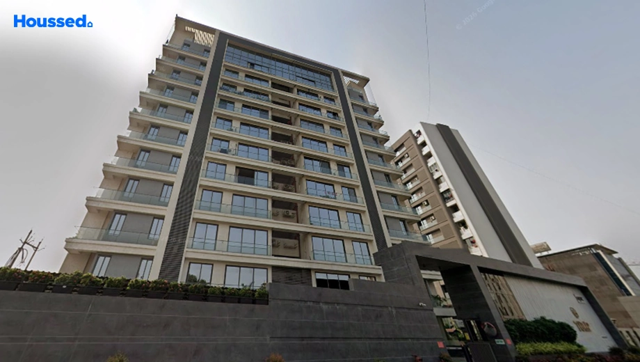 Project Image of 3 BHK Flat for Resale in Paccific Tulip Residency, Vesu - Image 159641