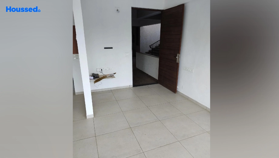 Project Image of 2 BHK Flat for Resale in Shridhar Kaveri Trisara, Shilaj - Image 160074