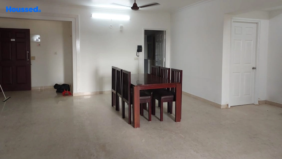 Project Image of 2 BHK Semi-Furnished Flat for Rent in Marine Drive - Image 160216