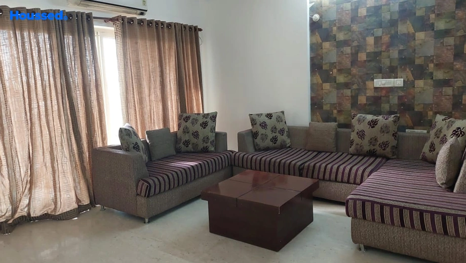 Project Image of 2 BHK Semi-Furnished Flat for Rent in Marine Drive - Image 160218