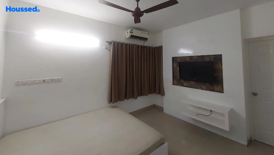Project Image of 2 BHK Semi-Furnished Flat for Rent in Marine Drive - Image 160214