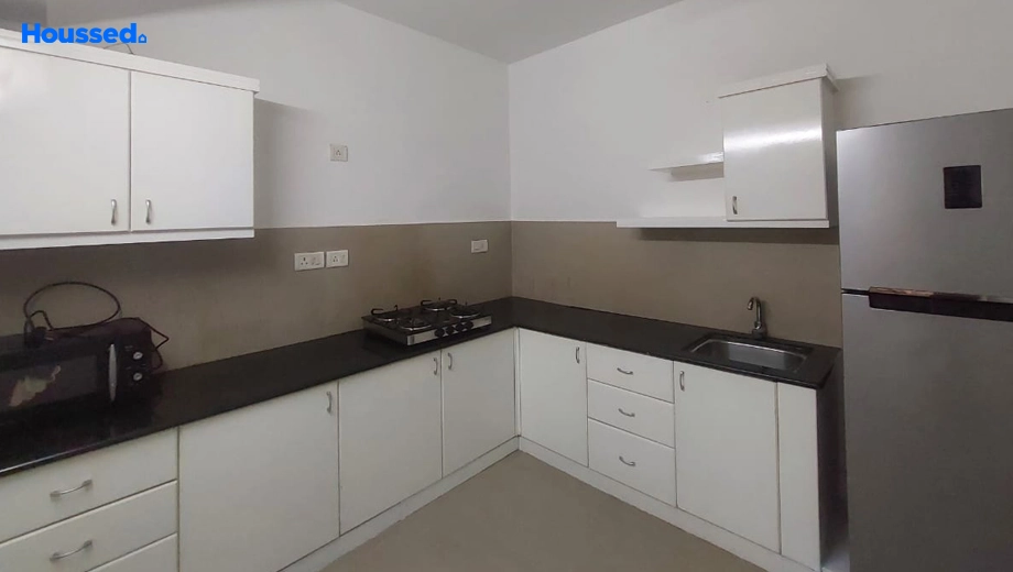 Project Image of 2 BHK Semi-Furnished Flat for Rent in Marine Drive - Image 160213