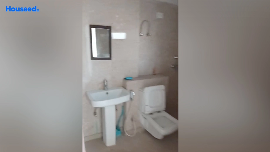 Project Image of 3 BHK Flat for Resale in Emenox La Solara, Sector 16 B - Image 160338