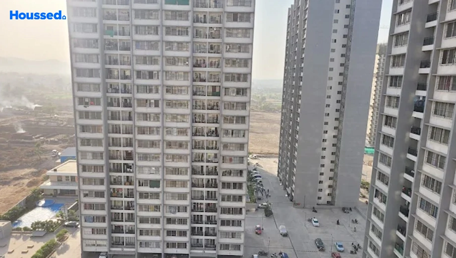 Project Image of 1 BHK Flat for Resale in R9 Kolte Patil Life Republic, Punawale - Image 160325