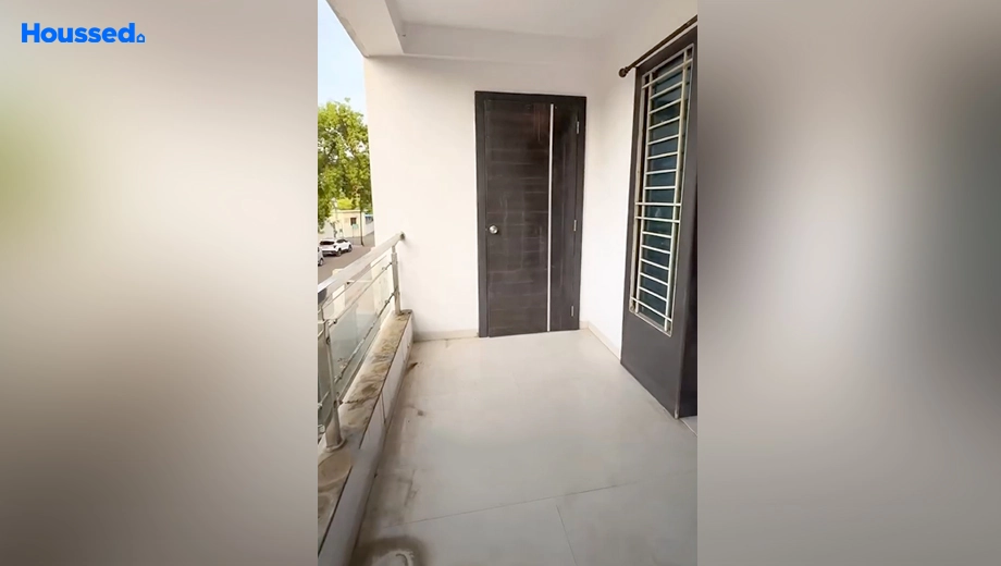 Project Image of 3 BHK Un-Furnished Flat for Rent in Bharat Nagar - Image 161160