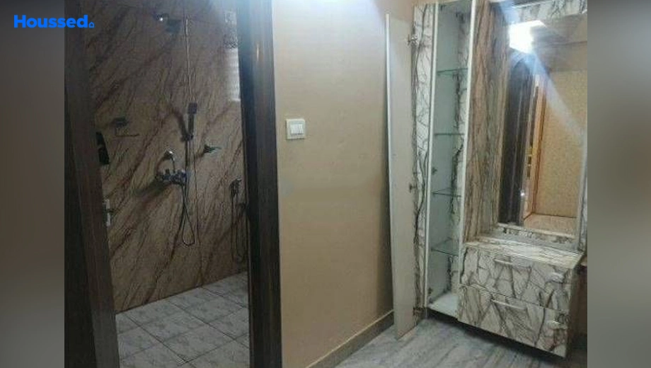 Project Image of 3 BHK Semi-Furnished Flat for Rent in Pedda Waltair - Image 163176