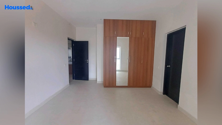 Project Image of 3 BHK Flat for Resale in Prestige Neptunes Courtyard, Marine Drive - Image 163370