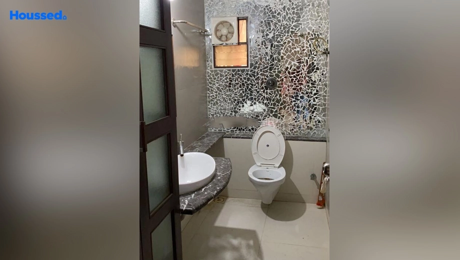 Project Image of 3 BHK Flat for Resale in Tulip Galleria, Satellite - Image 163673