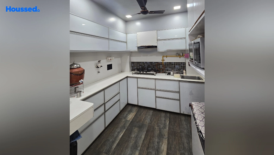Project Image of 3 BHK Flat for Resale in Surel Apartments, Bodakdev - Image 163766