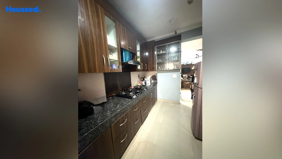 Project Image of 3 BHK Semi-Furnished Flat for Rent in Paramount Floraville, Sector 137 - Image 164107