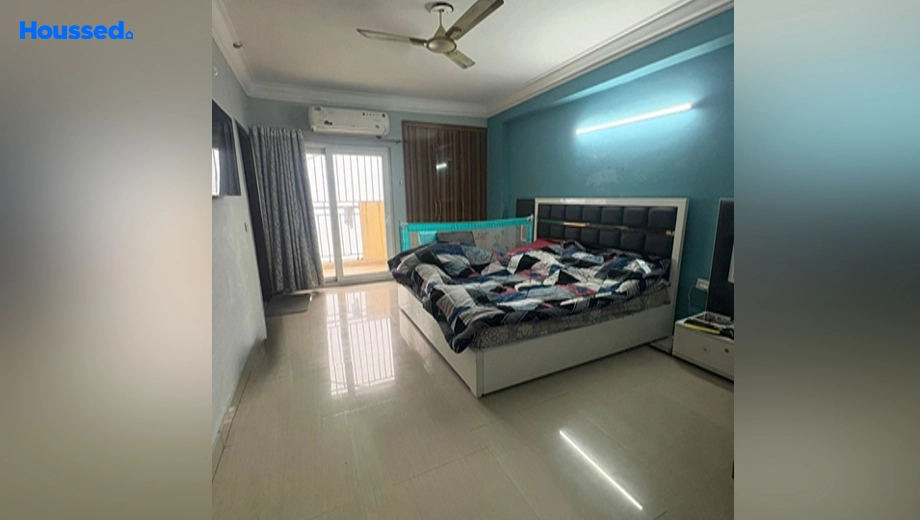 Project Image of 3 BHK Semi-Furnished Flat for Rent in Paramount Floraville, Sector 137 - Image 164285