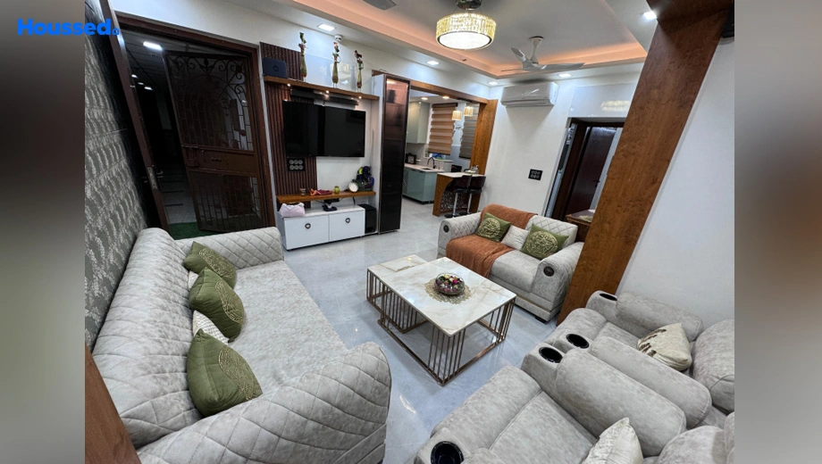 Project Image of 2.5 BHK Flat for Resale in Amrapali Silicon City, Sector 76 - Image 164200
