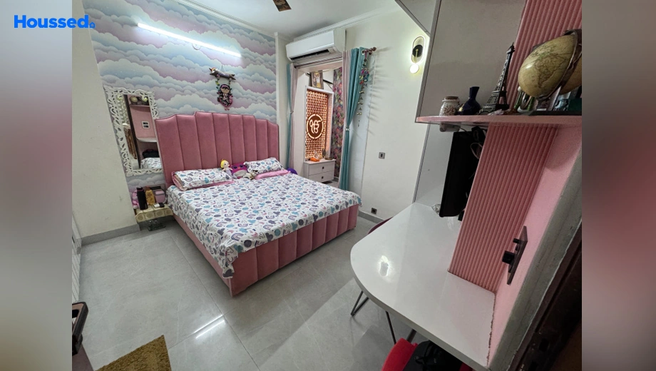 Project Image of 2.5 BHK Flat for Resale in Amrapali Silicon City, Sector 76 - Image 164203