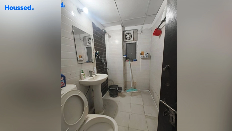 Project Image of 2.5 BHK Flat for Resale in Amrapali Zodiac, Sector 120 - Image 164306
