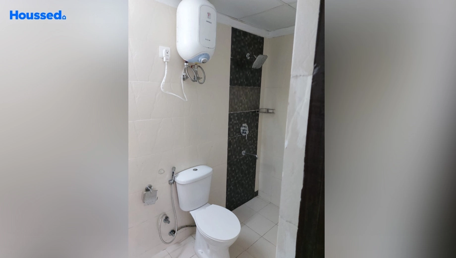Project Image of 4.5 BHK Flat for Resale in Amrapali Platinum, Sector 119 - Image 164376
