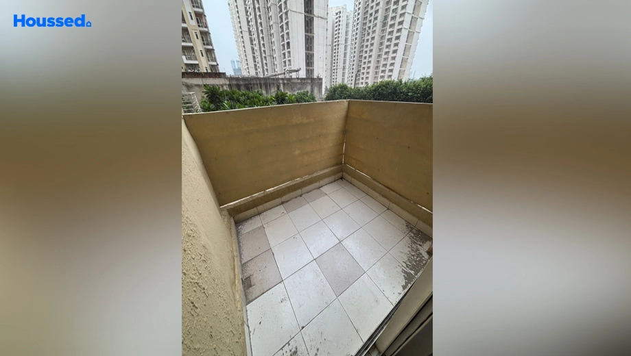 Project Image of 2 BHK Flat for Resale in Paras Seasons, Sector 168 - Image 164651