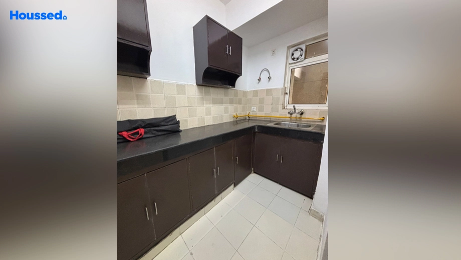 Project Image of 2 BHK Flat for Resale in Paras Seasons, Sector 168 - Image 164654