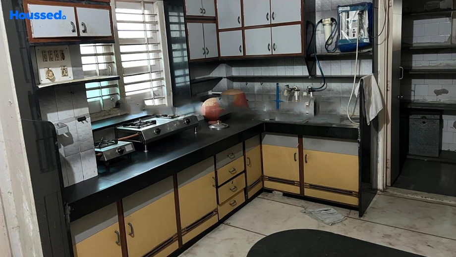 Project Image of 5 BHK Furnished Flat for Rent in Navrangpura - Image 164891