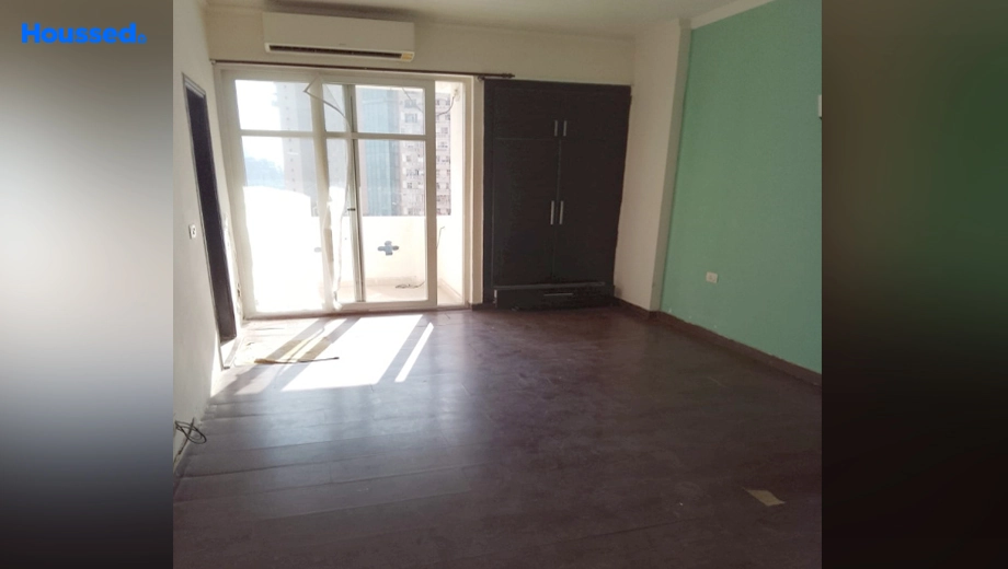 Project Image of 2.5 BHK Flat for Resale in Amrapali Princely Estate, Sector 76 - Image 165477