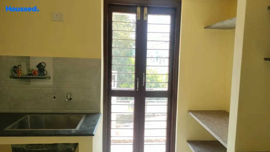 Project Image of 2 BHK Flat for Resale in Vadapalani - Image 165527