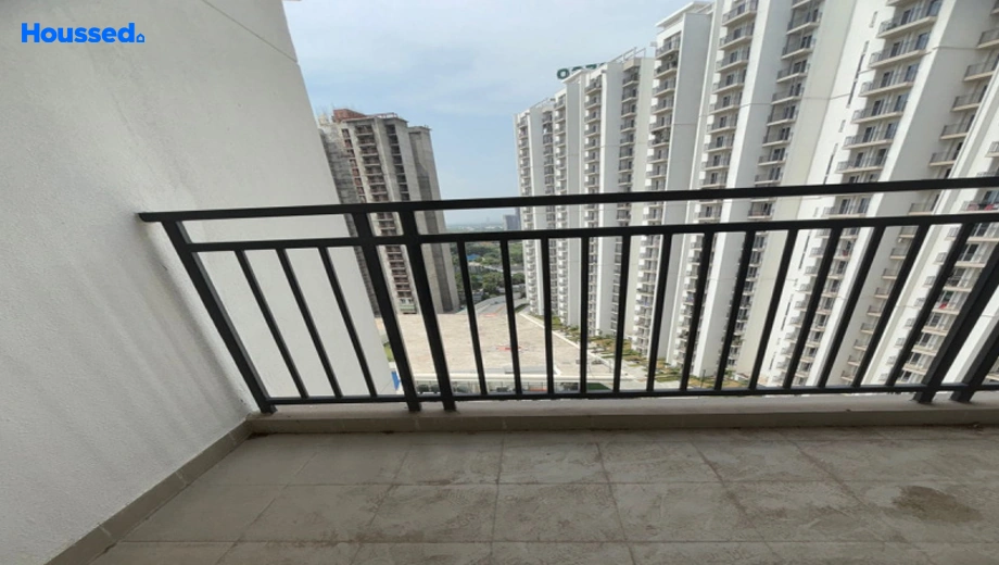 Project Image of 2 BHK Flat for Resale in Live By The Greens, Sector 150 - Image 165579